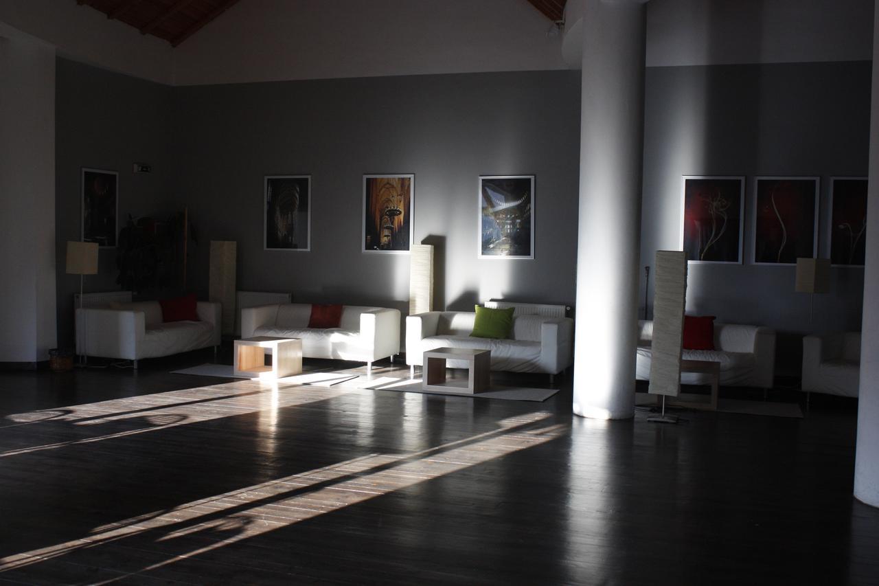 The Zen Hotel - Posticum Oradea Bagian luar foto