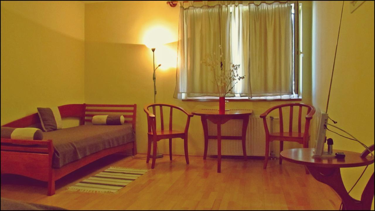 The Zen Hotel - Posticum Oradea Bagian luar foto