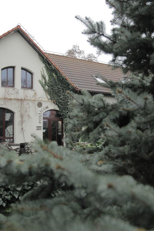 The Zen Hotel - Posticum Oradea Bagian luar foto